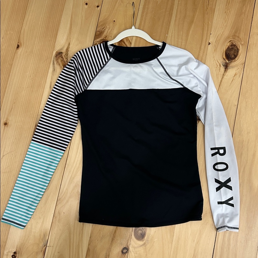 Roxy Monochrome and Teal Long Sleeve rash guard - Picture 4 of 4